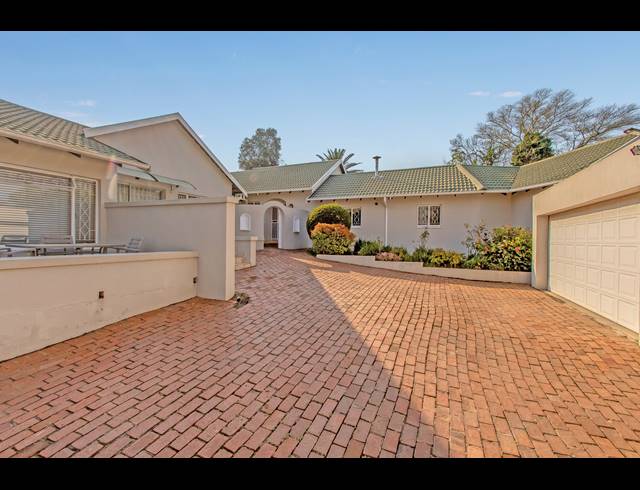 3 BEDROOM FREESTANDING FOR SALE IN BROMHOF